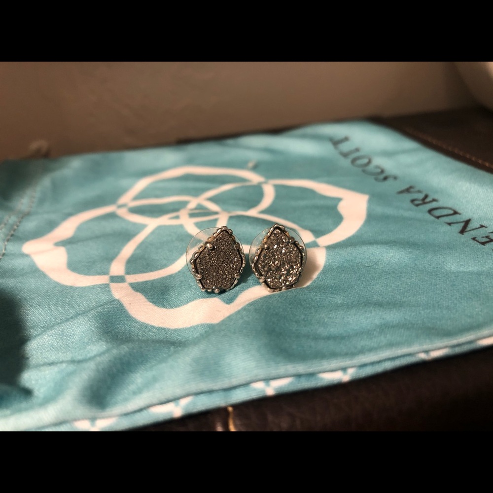 Kendra Scott Tessa Stud Earrings